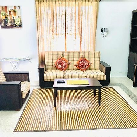 Kerteh Apartment Εξωτερικό φωτογραφία